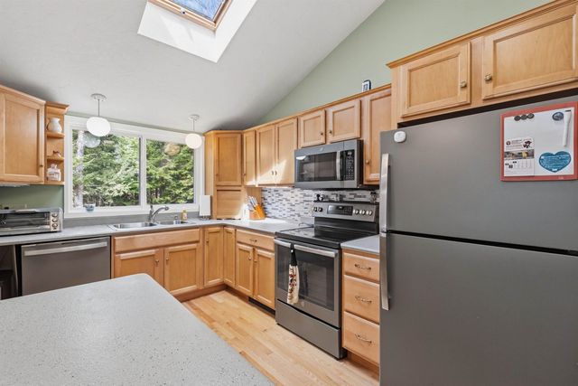 1090 Main Street, Laconia, NH 03246