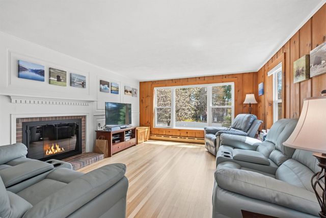 1090 Main Street, Laconia, NH 03246