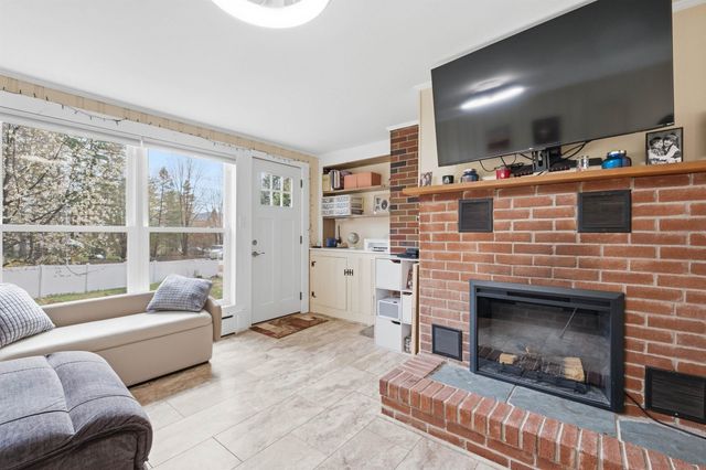 1090 Main Street, Laconia, NH 03246