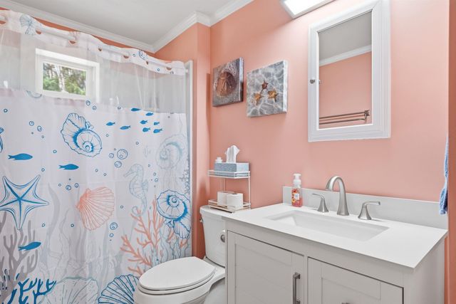 1090 Main Street, Laconia, NH 03246