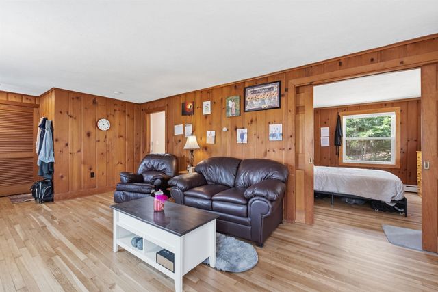 1090 Main Street, Laconia, NH 03246