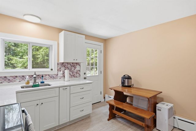 1090 Main Street, Laconia, NH 03246