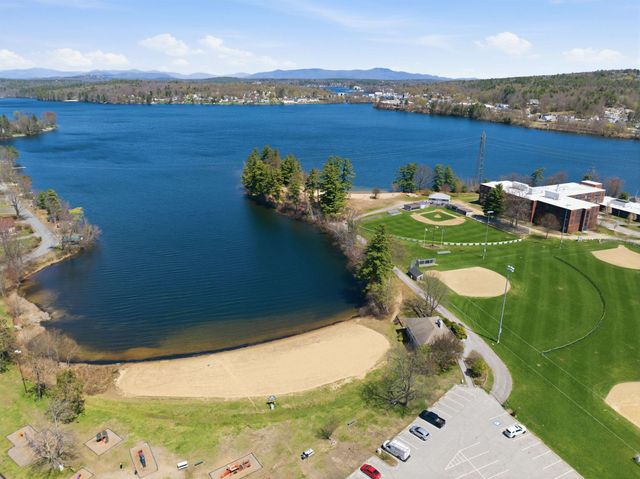 1090 Main Street, Laconia, NH 03246