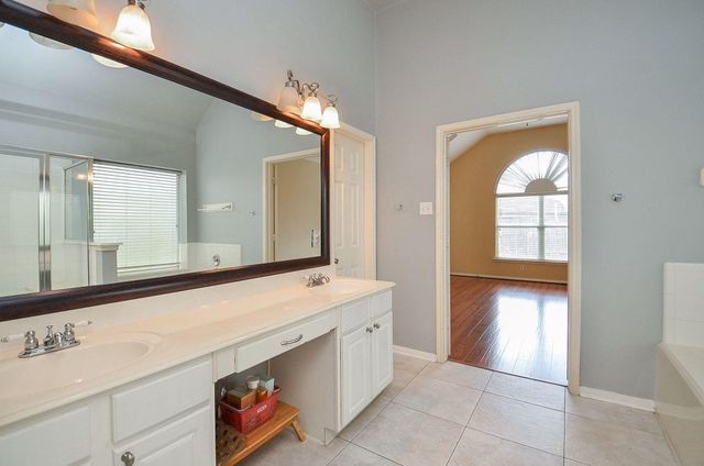 4711 Autumn Dawn Way, Houston, TX 77084