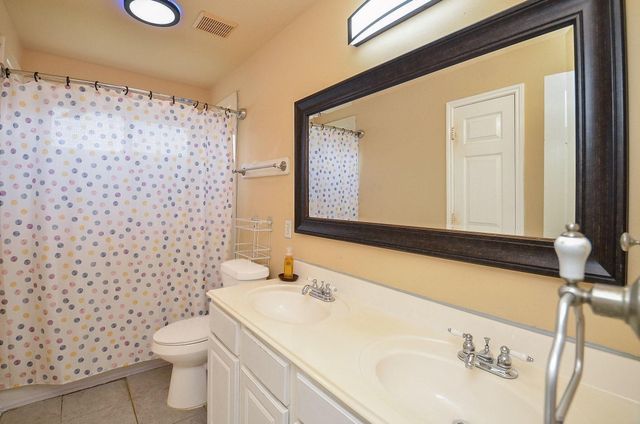4711 Autumn Dawn Way, Houston, TX 77084