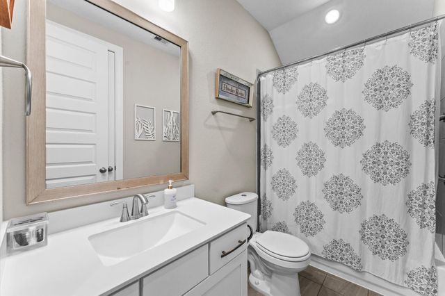 2185 Woodland Pine Drive, Conroe, TX 77384