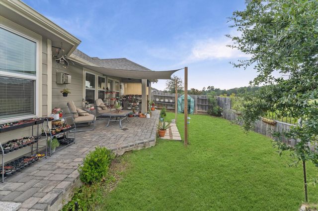 2185 Woodland Pine Drive, Conroe, TX 77384