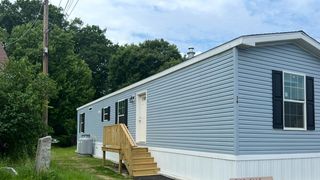 75 S Policy St Unit 36, Salem, NH 03079