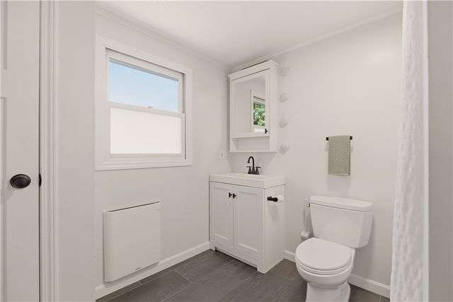 13 Tilley Avenue B, Newport, RI 02840