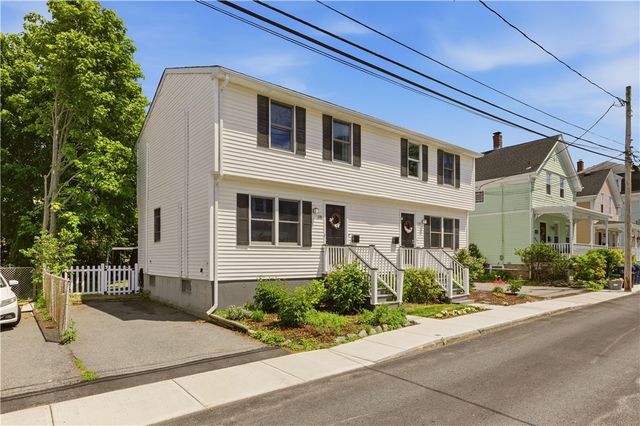 13 Tilley Avenue B, Newport, RI 02840