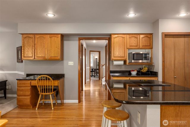 19318 SE 328th Place, Kent, WA 98042