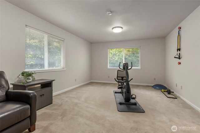 19318 SE 328th Place, Kent, WA 98042