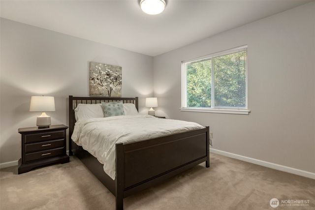 19318 SE 328th Place, Kent, WA 98042