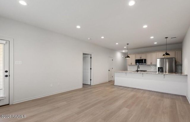 103 Foster Grove Drive, Youngsville, LA 70592