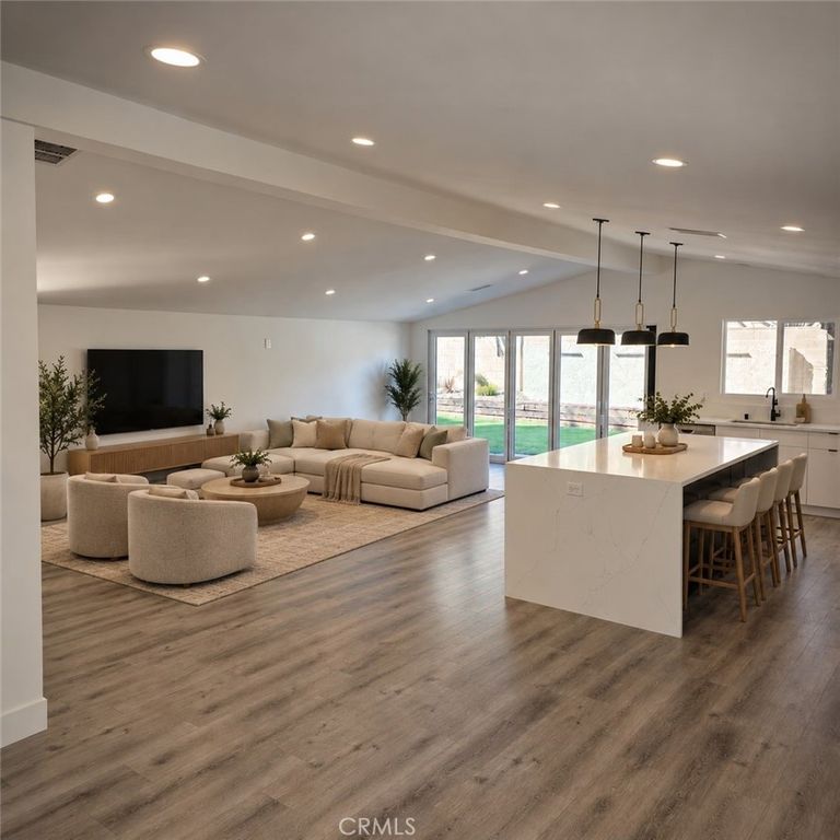 7831 Capistrano, West Hills, CA 91304 — exterior