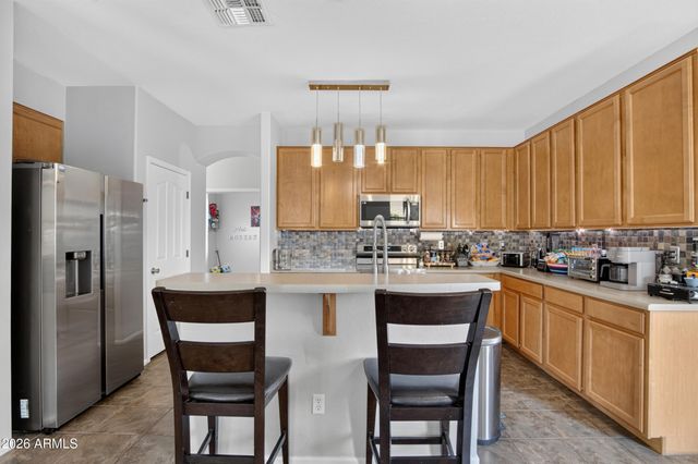 20621 N JONES Drive, Maricopa, AZ 85138