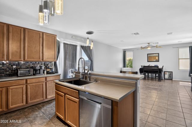 20621 N JONES Drive, Maricopa, AZ 85138