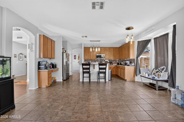 20621 N JONES Drive, Maricopa, AZ 85138