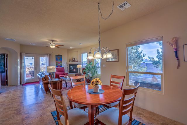 514 Avenida Los Suenos, Bernalillo, NM 87004