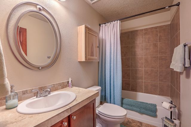 514 Avenida Los Suenos, Bernalillo, NM 87004