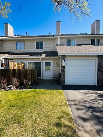 7026 19th Street N 3, Oakdale, MN 55128