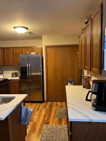 7026 19th Street N 3, Oakdale, MN 55128