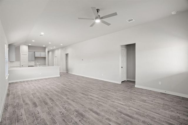 5630 Silverleaf Oak Lane, Houston, TX 77066