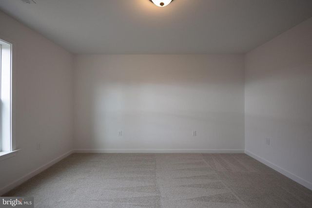 79 HASKELL DR, Martinsburg, WV 25404