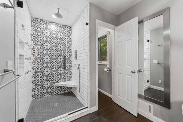 6430 Breckenridge Drive, Kalamazoo, MI 49009