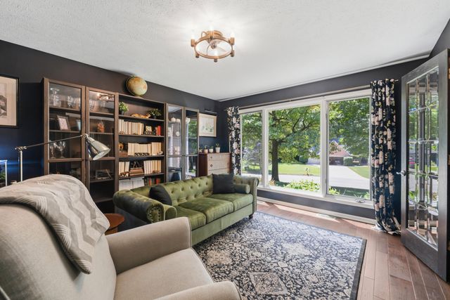 6430 Breckenridge Drive, Kalamazoo, MI 49009
