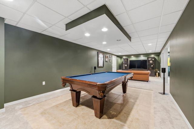 6430 Breckenridge Drive, Kalamazoo, MI 49009