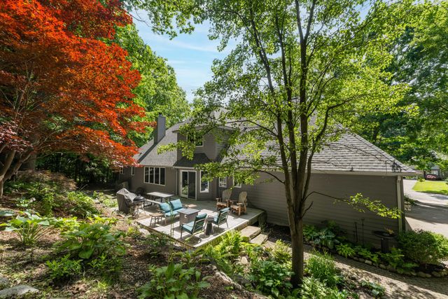 6430 Breckenridge Drive, Kalamazoo, MI 49009