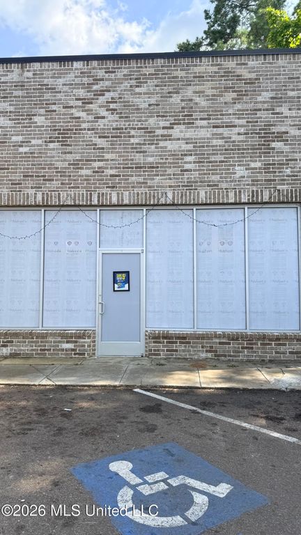 101 E Oak Street, 101, Como, MS 38619 — exterior