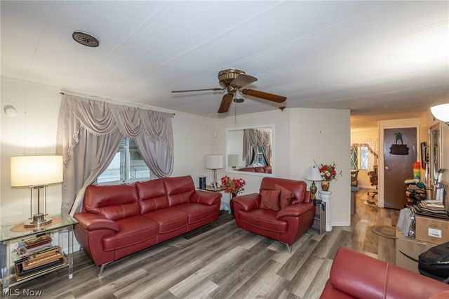 49 Patio Lane, Olmsted Twp, OH 44138