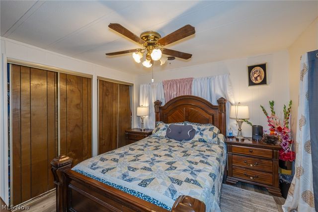 49 Patio Lane, Olmsted Twp, OH 44138