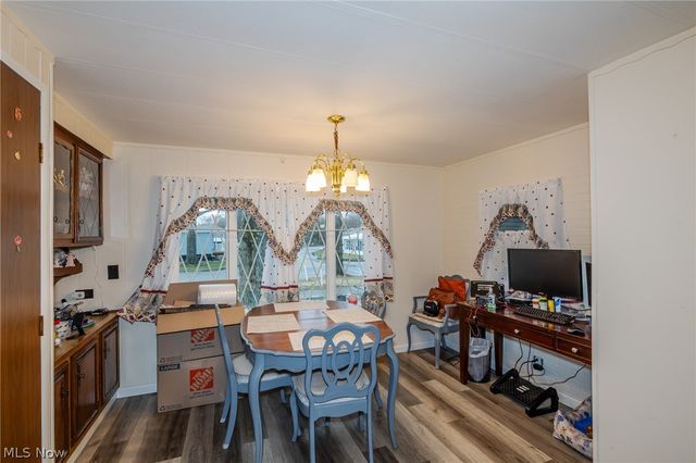 49 Patio Lane, Olmsted Twp, OH 44138