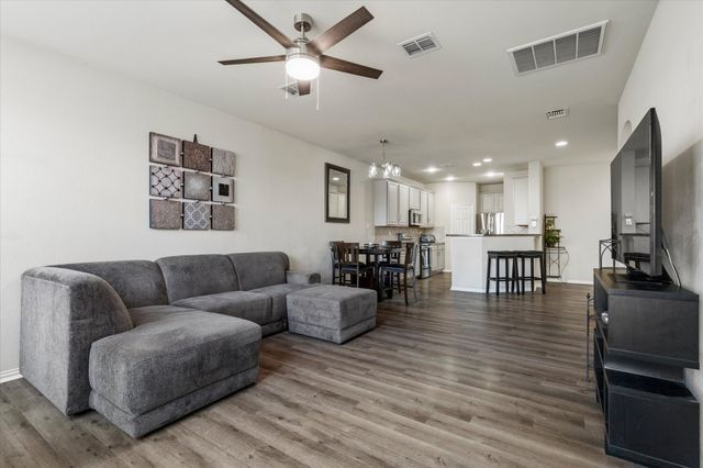 1857 Brookview Drive, Carrollton, TX 75007