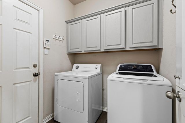 1857 Brookview Drive, Carrollton, TX 75007