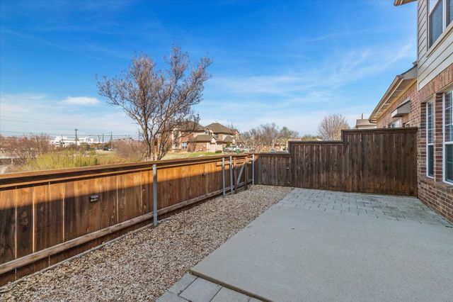 1857 Brookview Drive, Carrollton, TX 75007