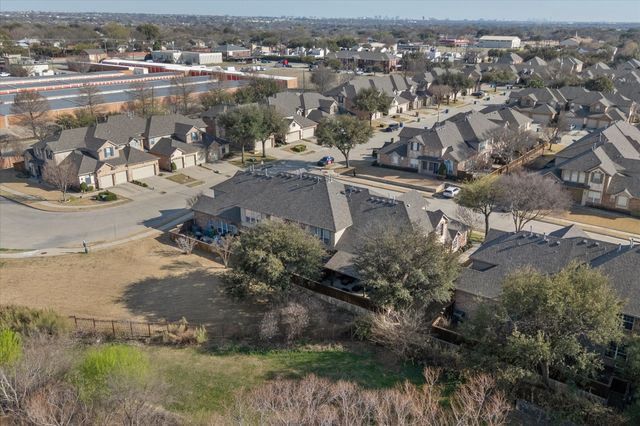 1857 Brookview Drive, Carrollton, TX 75007