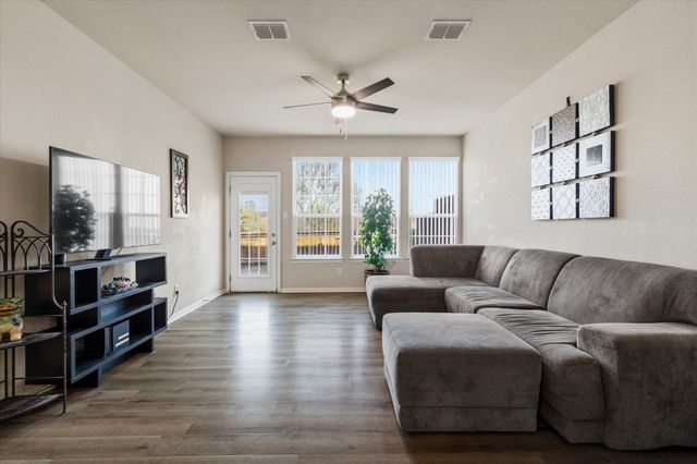 1857 Brookview Drive, Carrollton, TX 75007