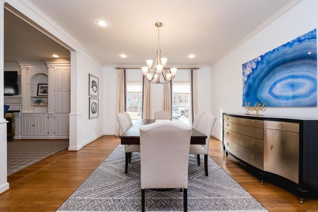 2 Hyde Court, Little Rock, AR 72212