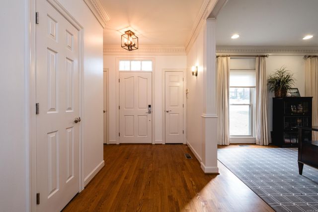 2 Hyde Court, Little Rock, AR 72212