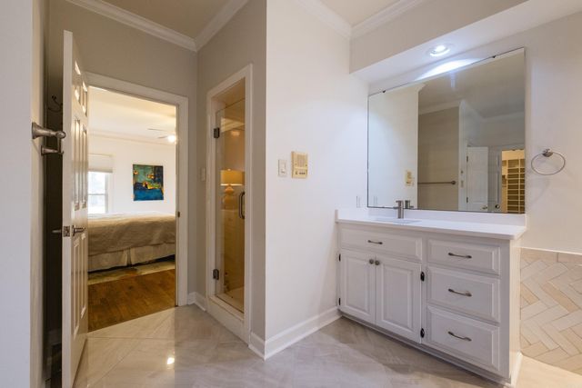 2 Hyde Court, Little Rock, AR 72212