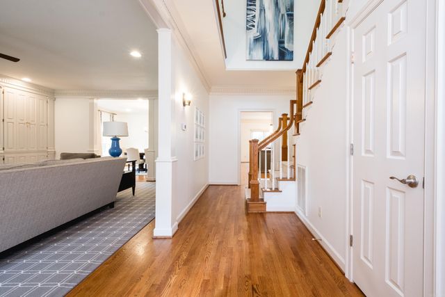 2 Hyde Court, Little Rock, AR 72212