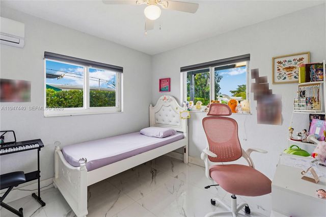 2810 SW 123rd Ct, Miami, FL 33175