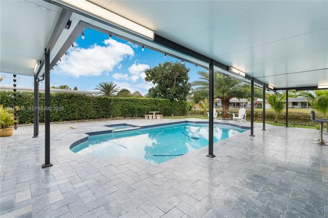 2810 SW 123rd Ct, Miami, FL 33175