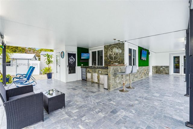 2810 SW 123rd Ct, Miami, FL 33175