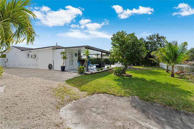 2810 SW 123rd Ct, Miami, FL 33175