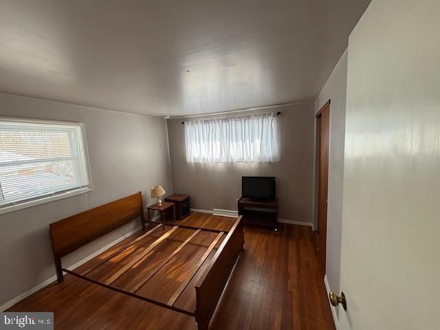 2213 S LEE LN, Aston, PA 19014